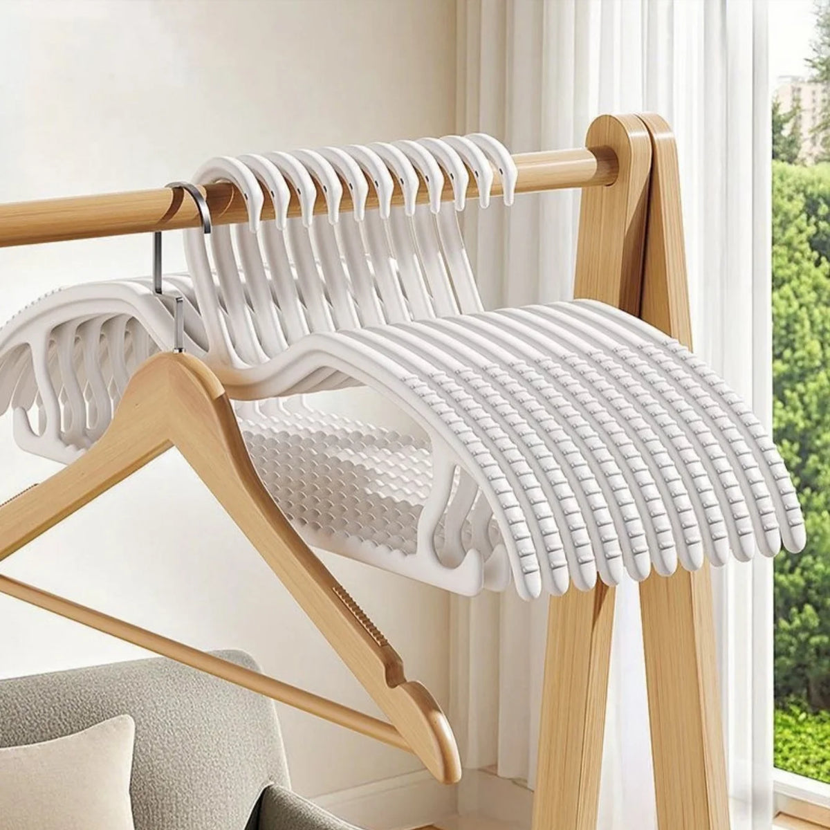 10 Pack Short Neck Clothes Hangers Space Saving Non Slip Coat Racks