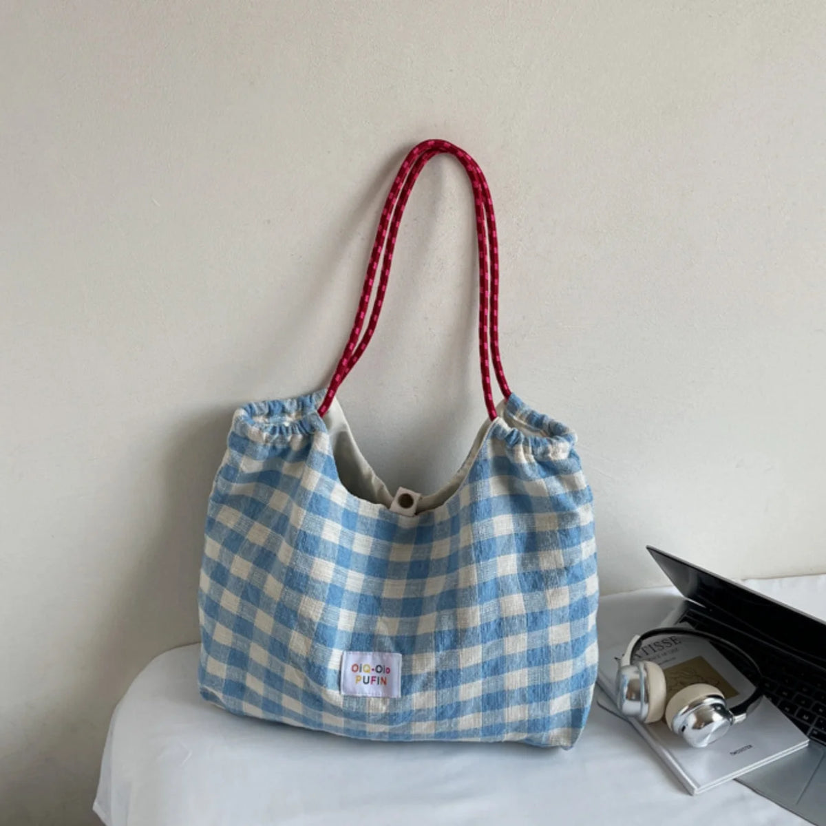 Versatile Plaid Shoulder Tote Bag for Commuter and Leisure