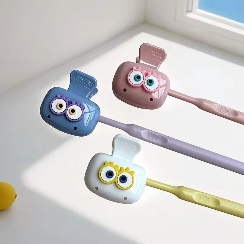 Cartoon Big-Eyed Toothbrush Protective Travel Case