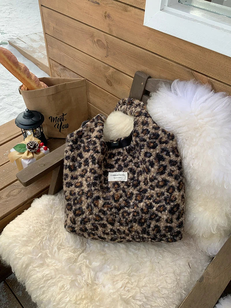 Leopard Print Plush Tote Bag for Daily Commute