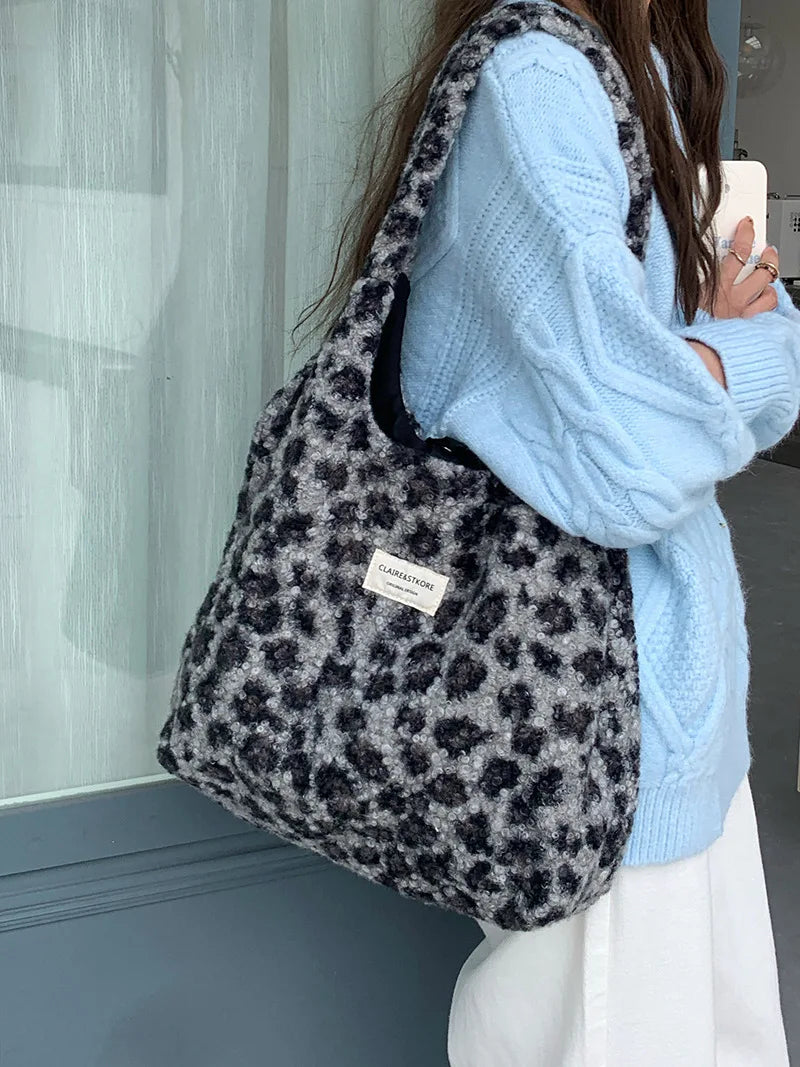 Leopard Print Plush Tote Bag for Daily Commute