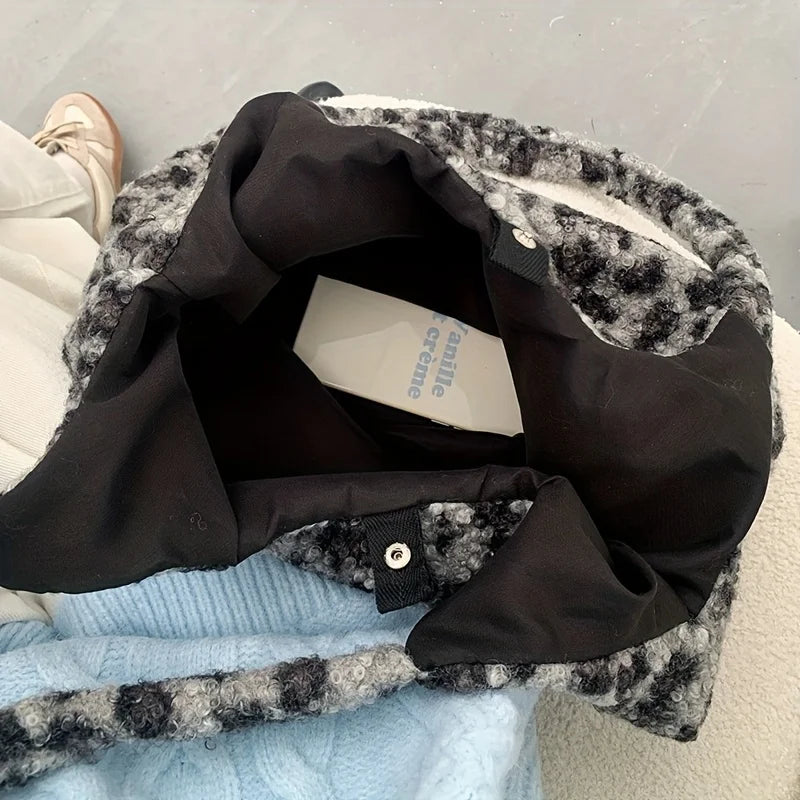 Leopard Print Plush Tote Bag for Daily Commute - 5