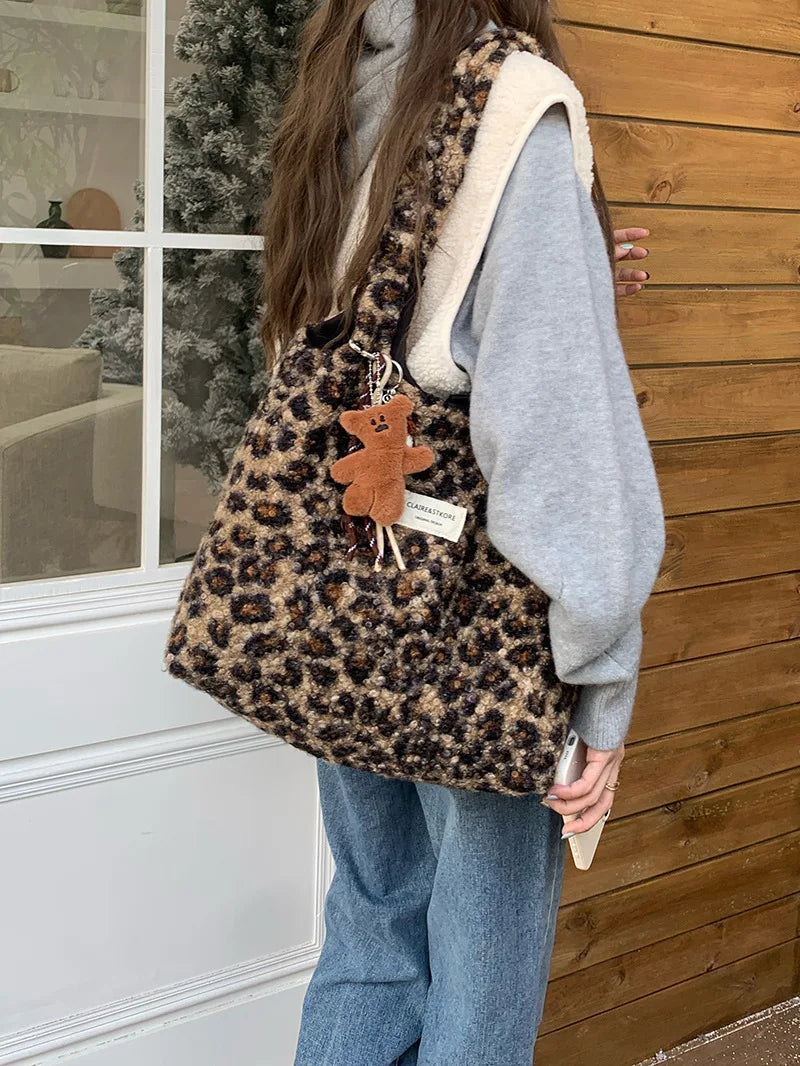 Leopard Print Plush Tote Bag for Daily Commute
