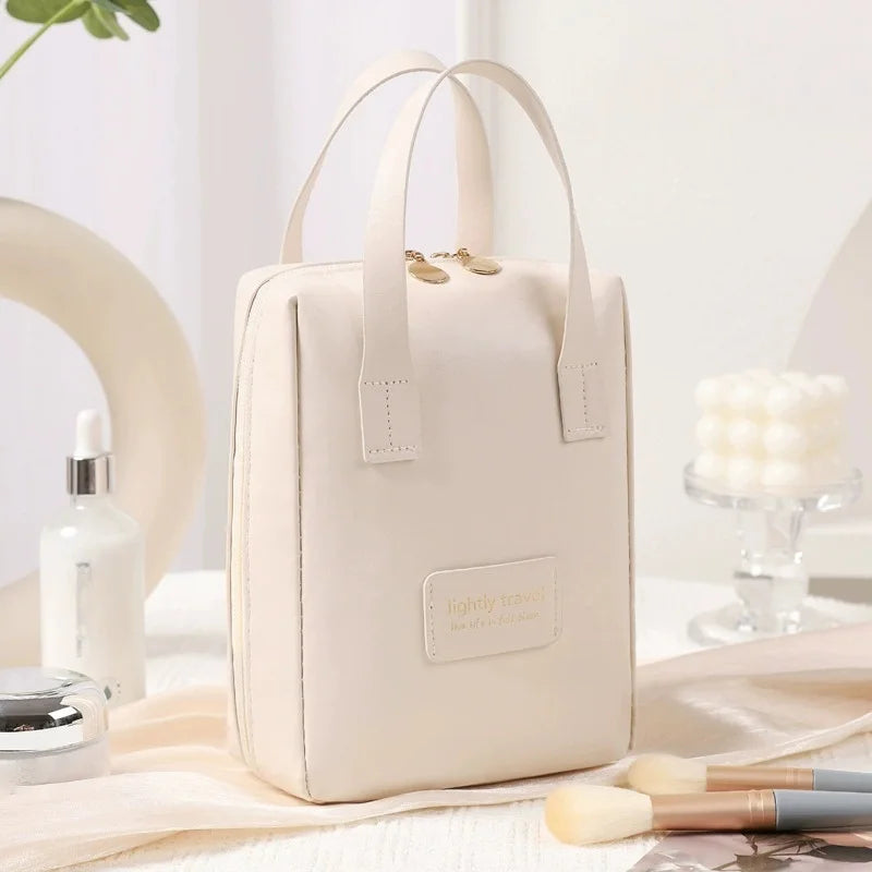 Portable Large Capacity Travel Makeup Toiletry Bag - 11