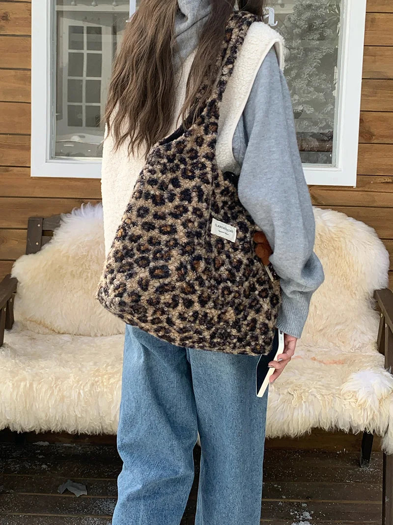 Leopard Print Plush Tote Bag for Daily Commute - 10