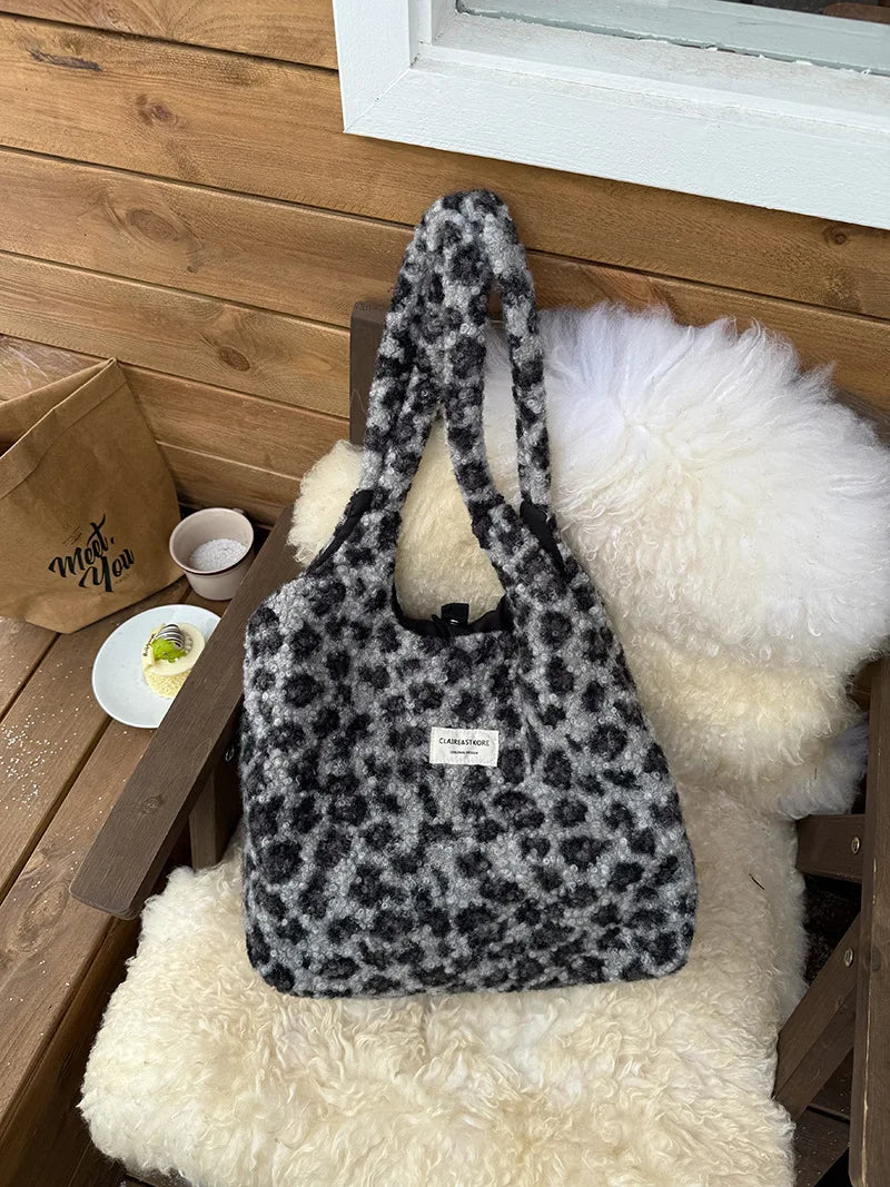 Leopard Print Plush Tote Bag for Daily Commute - 16
