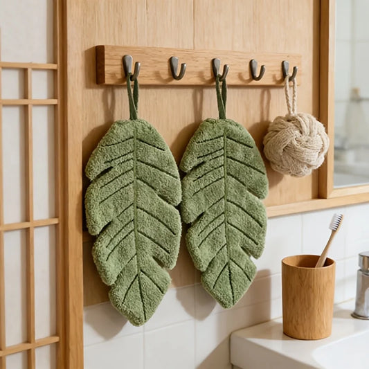 Decorative Leaf-Shaped Hanging Hand Towel