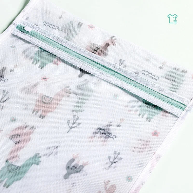 Protective Mesh Laundry Bag Set for Delicate Clothing - 11