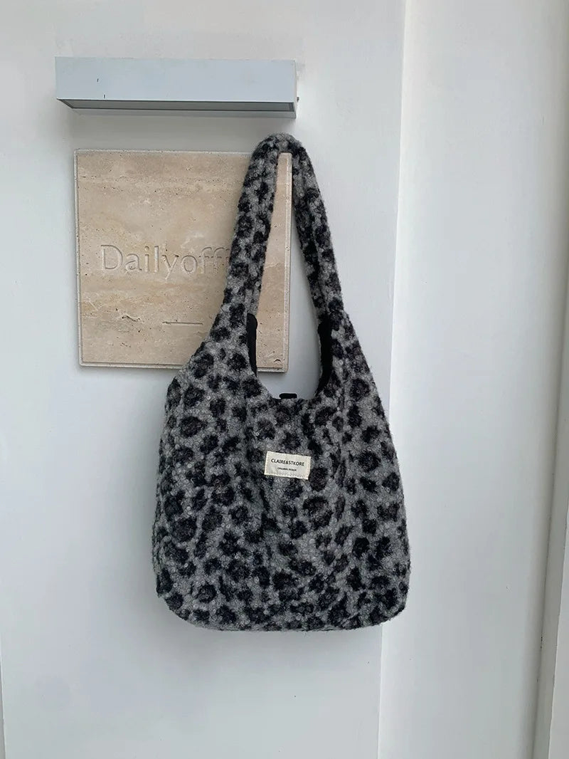 Leopard Print Plush Tote Bag for Daily Commute - 18