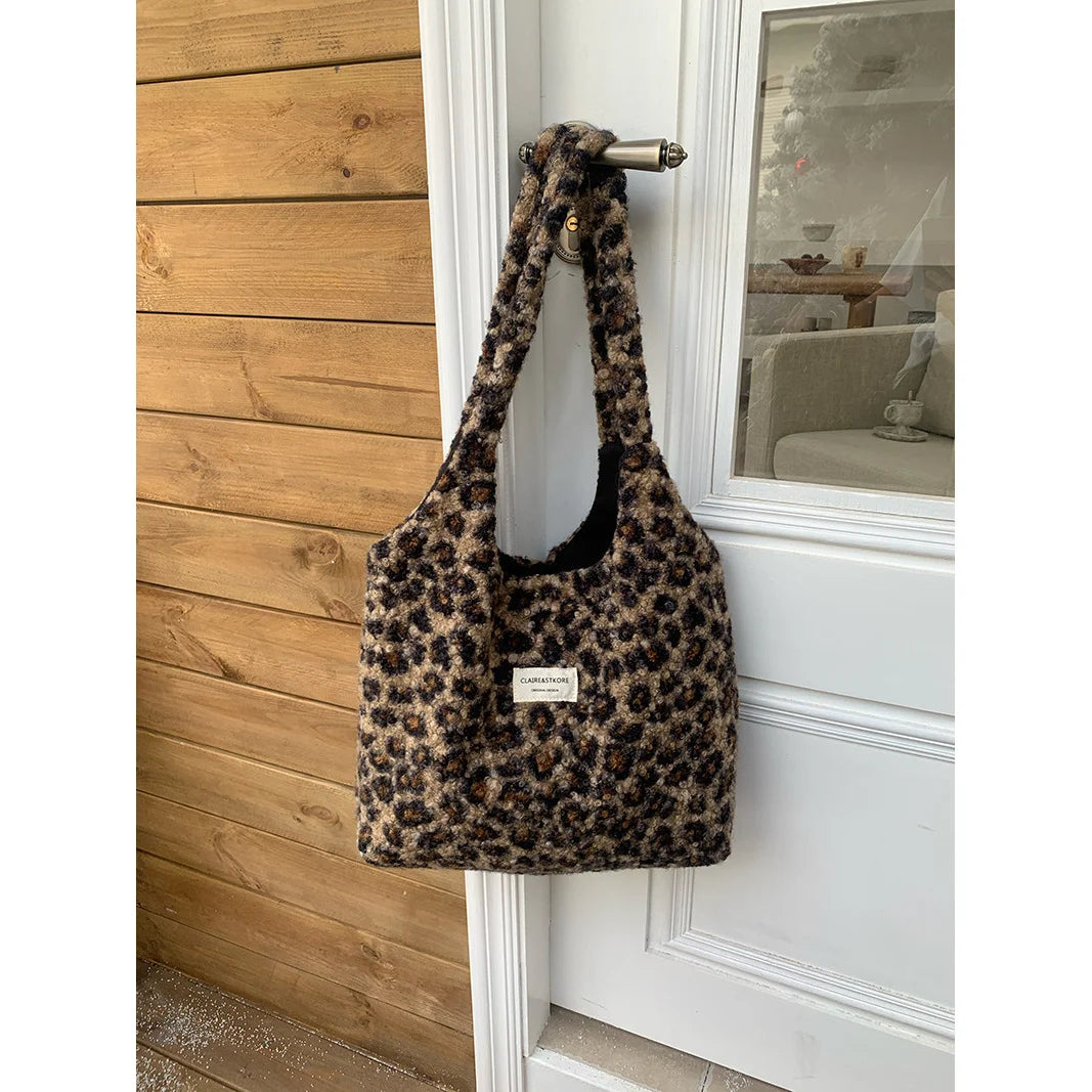 Leopard Print Plush Tote Bag for Daily Commute