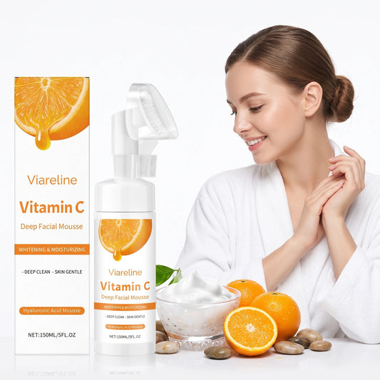 Brightening Vitamin C Facial Cleanser with Exfoliating Brush