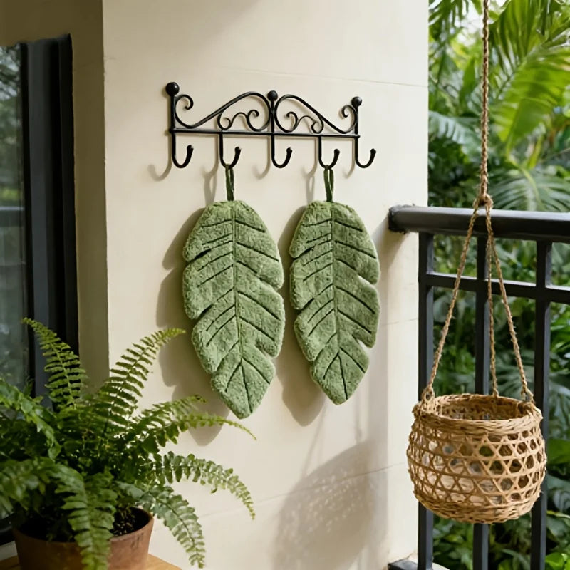 Decorative Leaf-Shaped Hanging Hand Towel