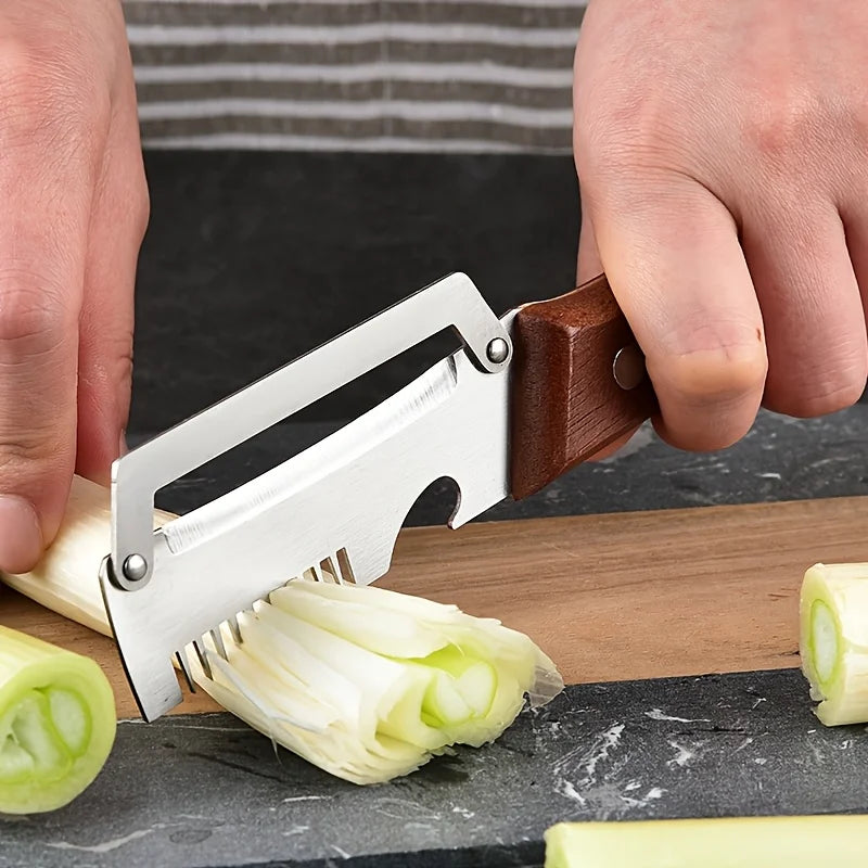 3-in-1 Multifunctional Vegetable Peeler and Scallion Slicer