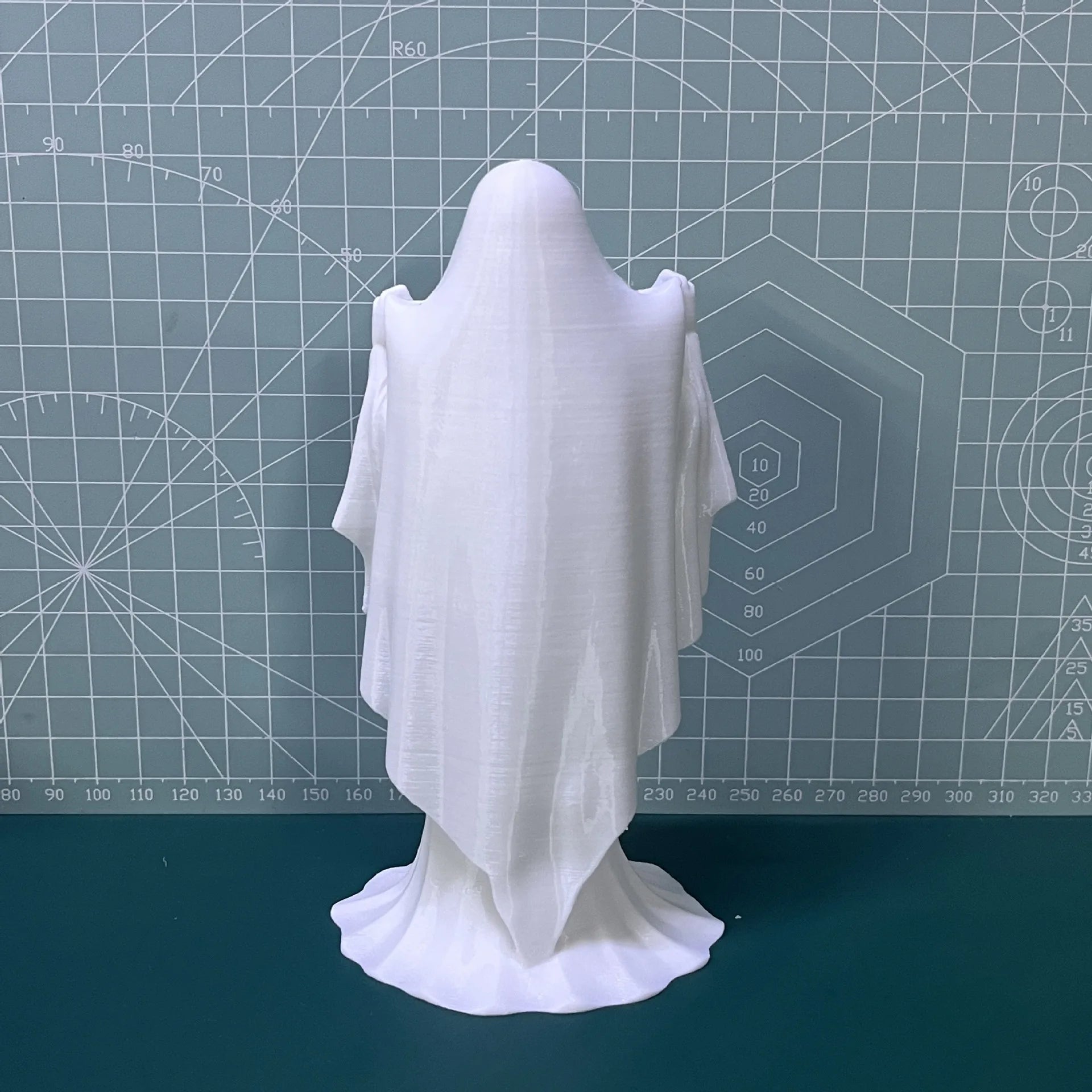 Halloween Ghost Lady Decorative Figurine - 9