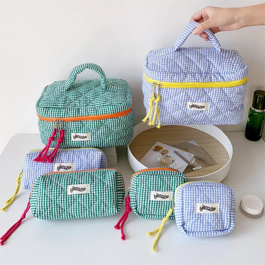Portable Quilted Plaid Travel Makeup Bag