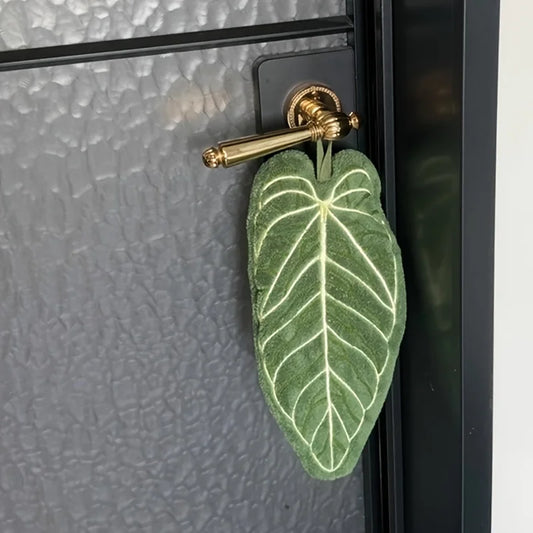 Absorbent Leaf-Shaped Hanging Hand Towel for Kitchen and Bathroom
