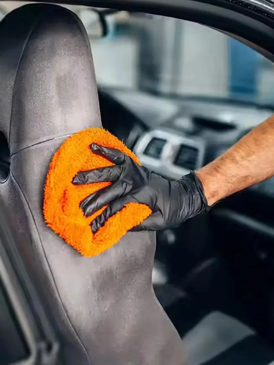 Heavy-Duty Disposable Nitrile Cleaning Gloves