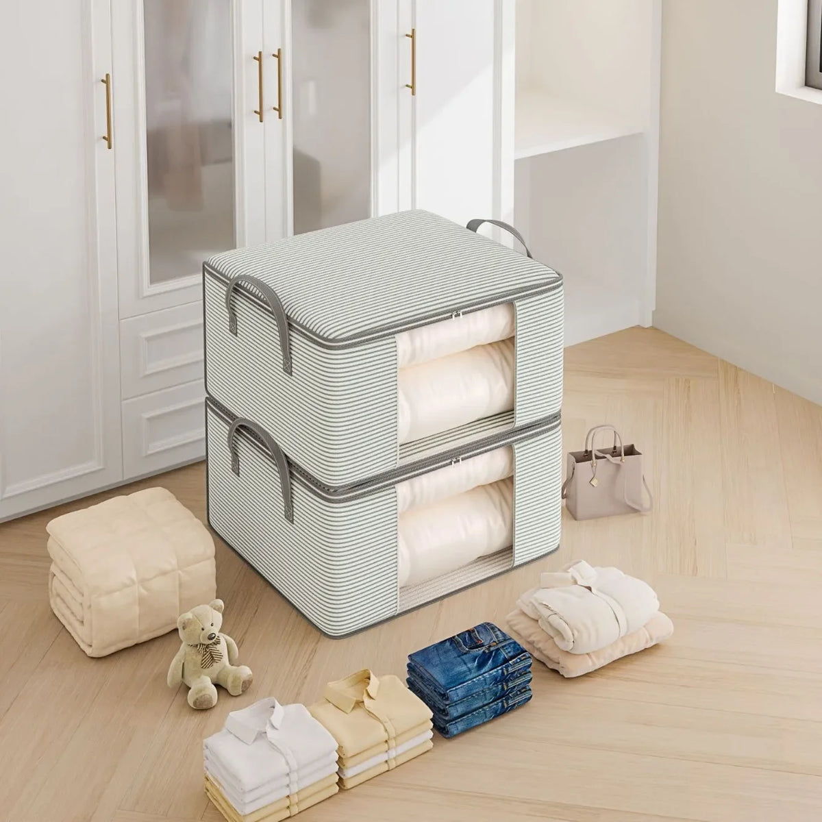 Large Foldable Quilt and Clothing Storage Organizer Bag