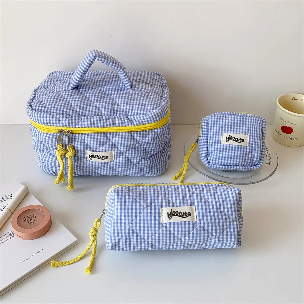 Portable Quilted Plaid Travel Makeup Bag