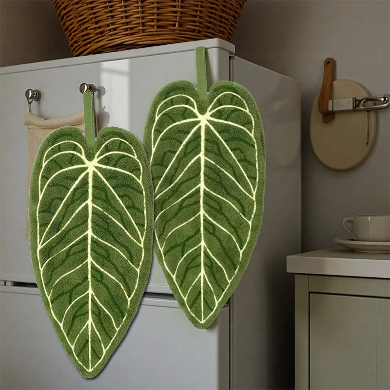 Absorbent Leaf-Shaped Hanging Hand Towel for Kitchen and Bathroom