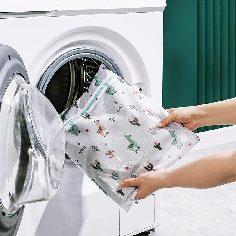 Protective Mesh Laundry Bag Set for Delicate Clothing