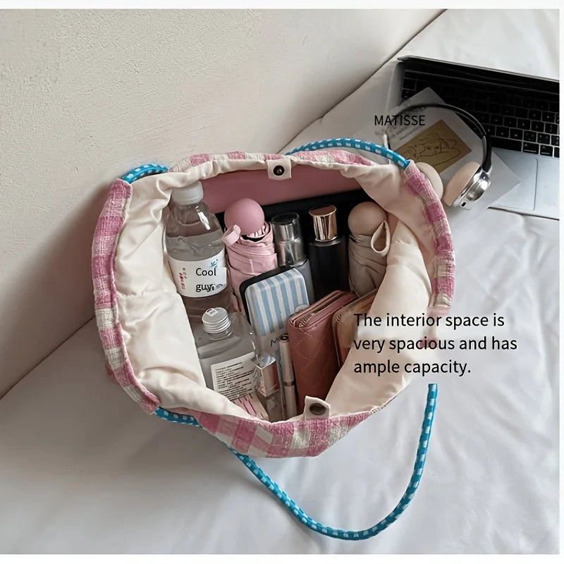 Versatile Plaid Shoulder Tote Bag for Commuter and Leisure