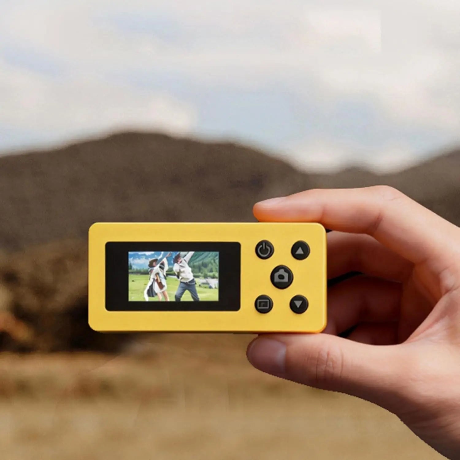 Portable Mini Retro Digital Keychain Camera with LCD Screen - 6