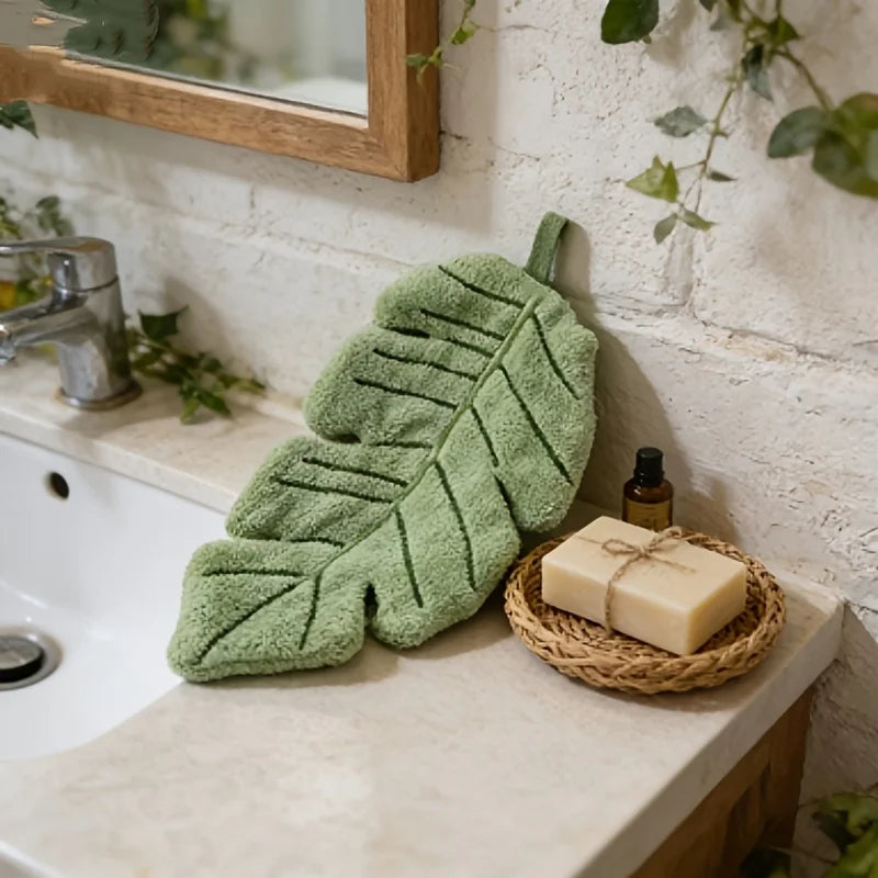 Decorative Leaf-Shaped Hanging Hand Towel