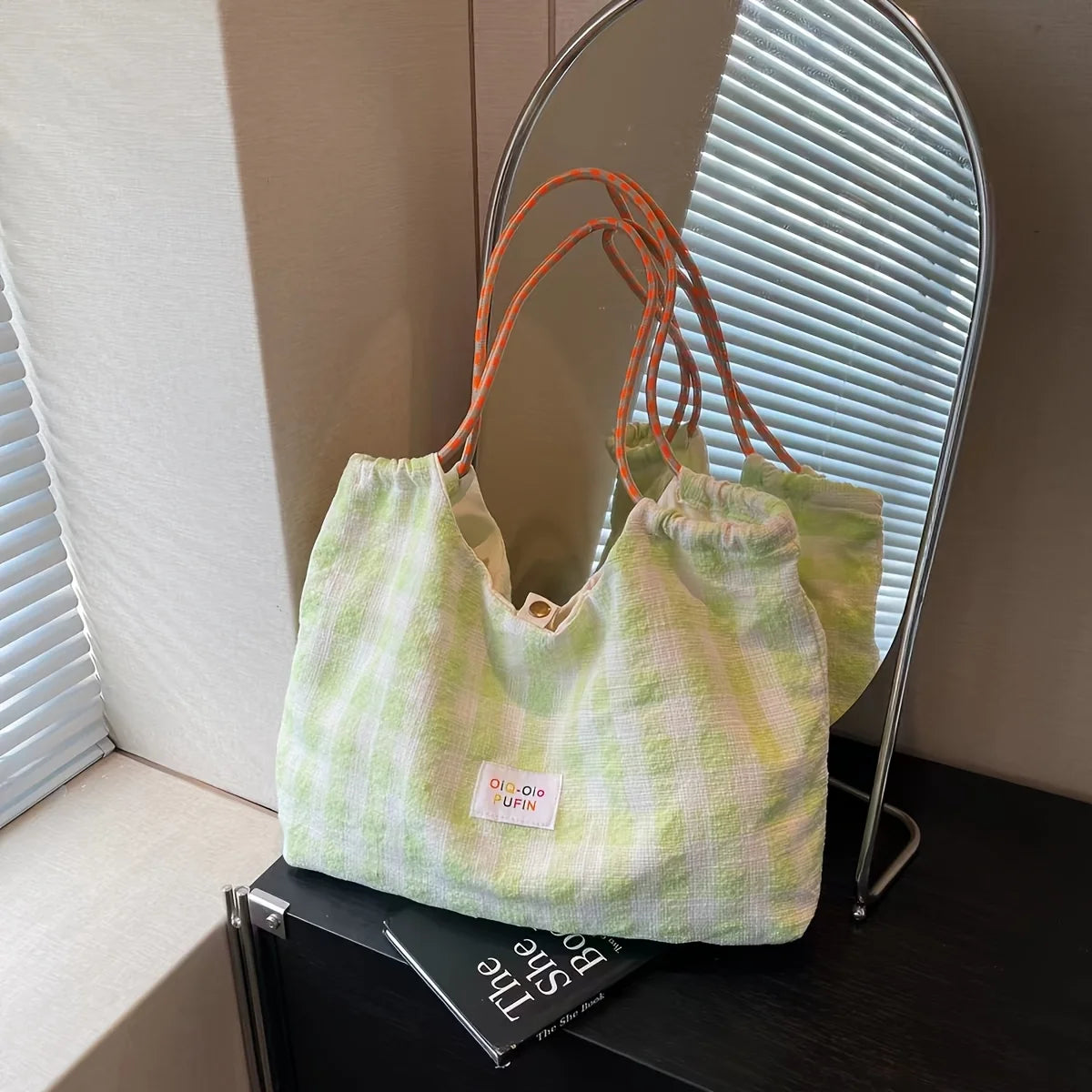 Versatile Plaid Shoulder Tote Bag for Commuter and Leisure - 4