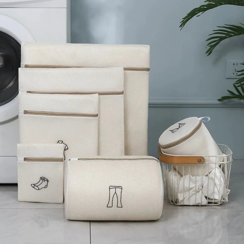 Protective Mesh Laundry Bags for Delicates and Lingerie - 7