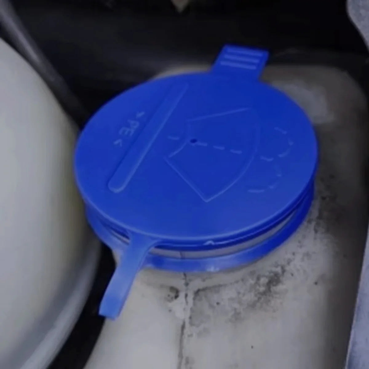 Windshield Washer Fluid Reservoir Cap for Sprinter and Vito - 2